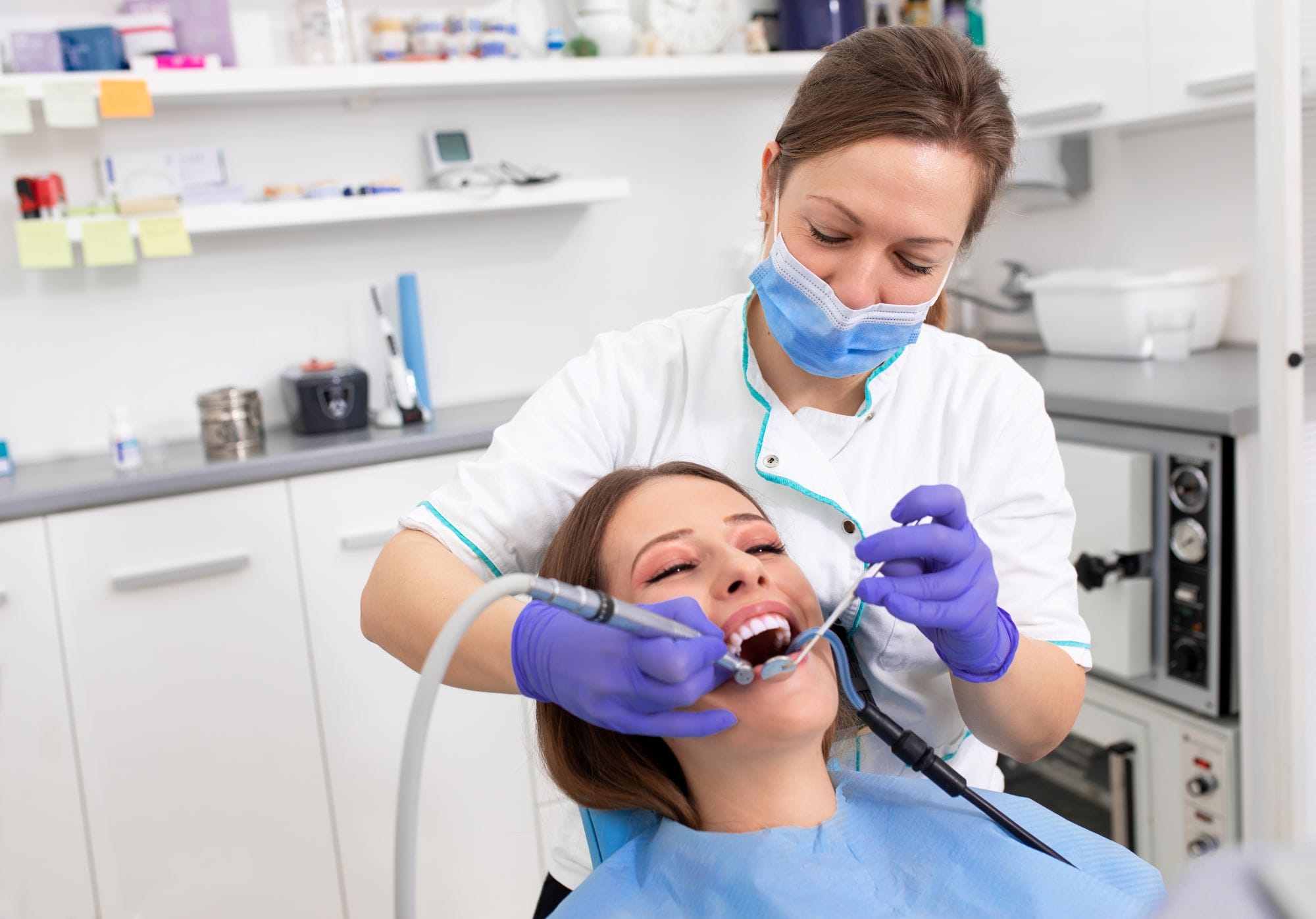 Medico de Seguro de Salud Cobertura Dental con Adeslas para Extranjeros